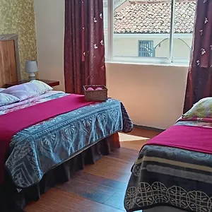  Guest house La Perla Cuencana